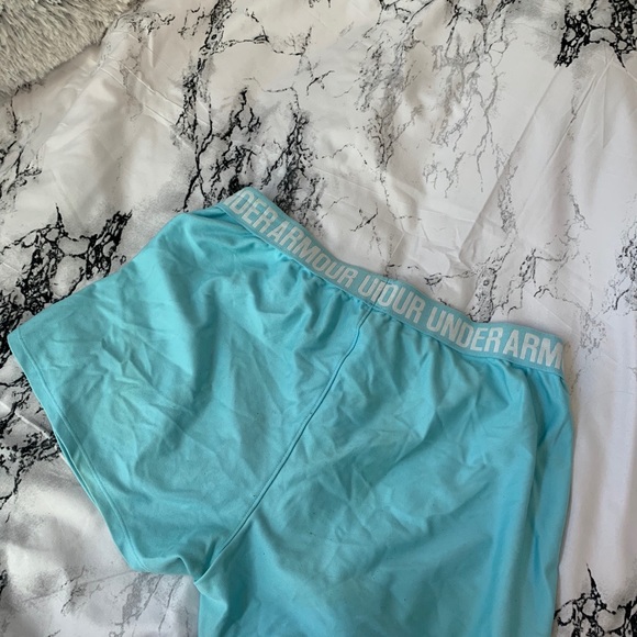 Under Armour Shorts - Picture 2 of 2